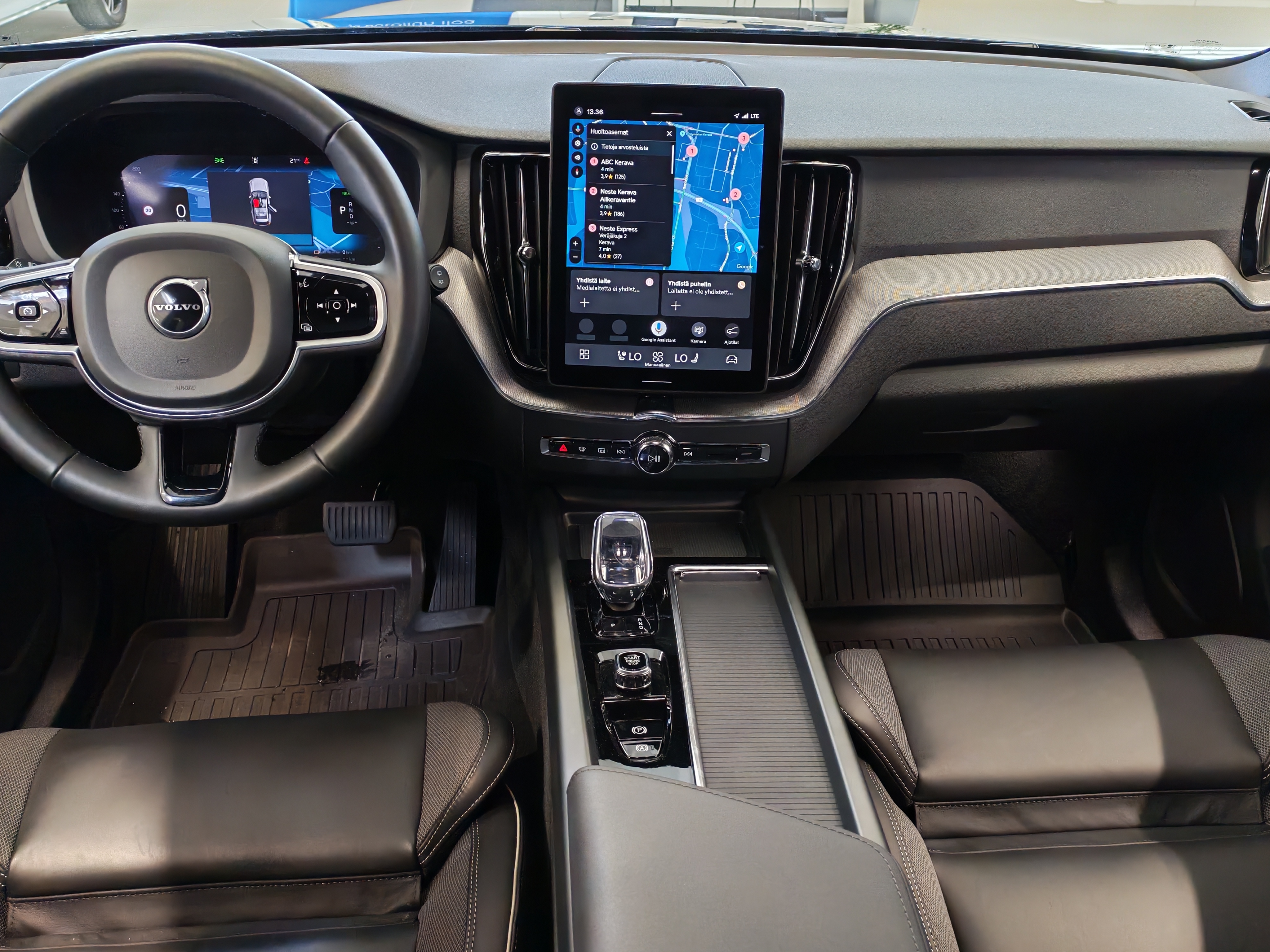 VOLVO XC60 2026