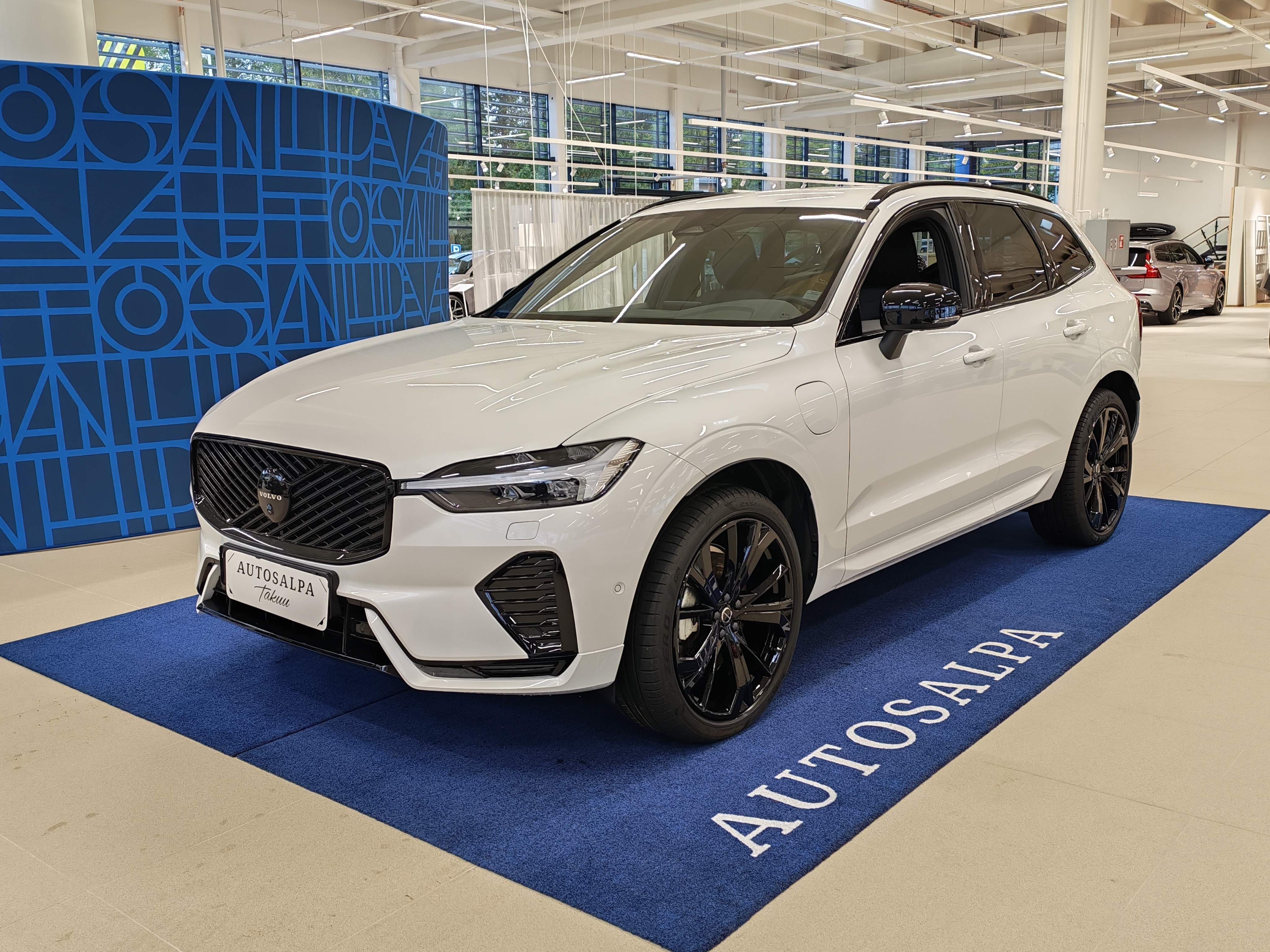 VOLVO XC60 2026