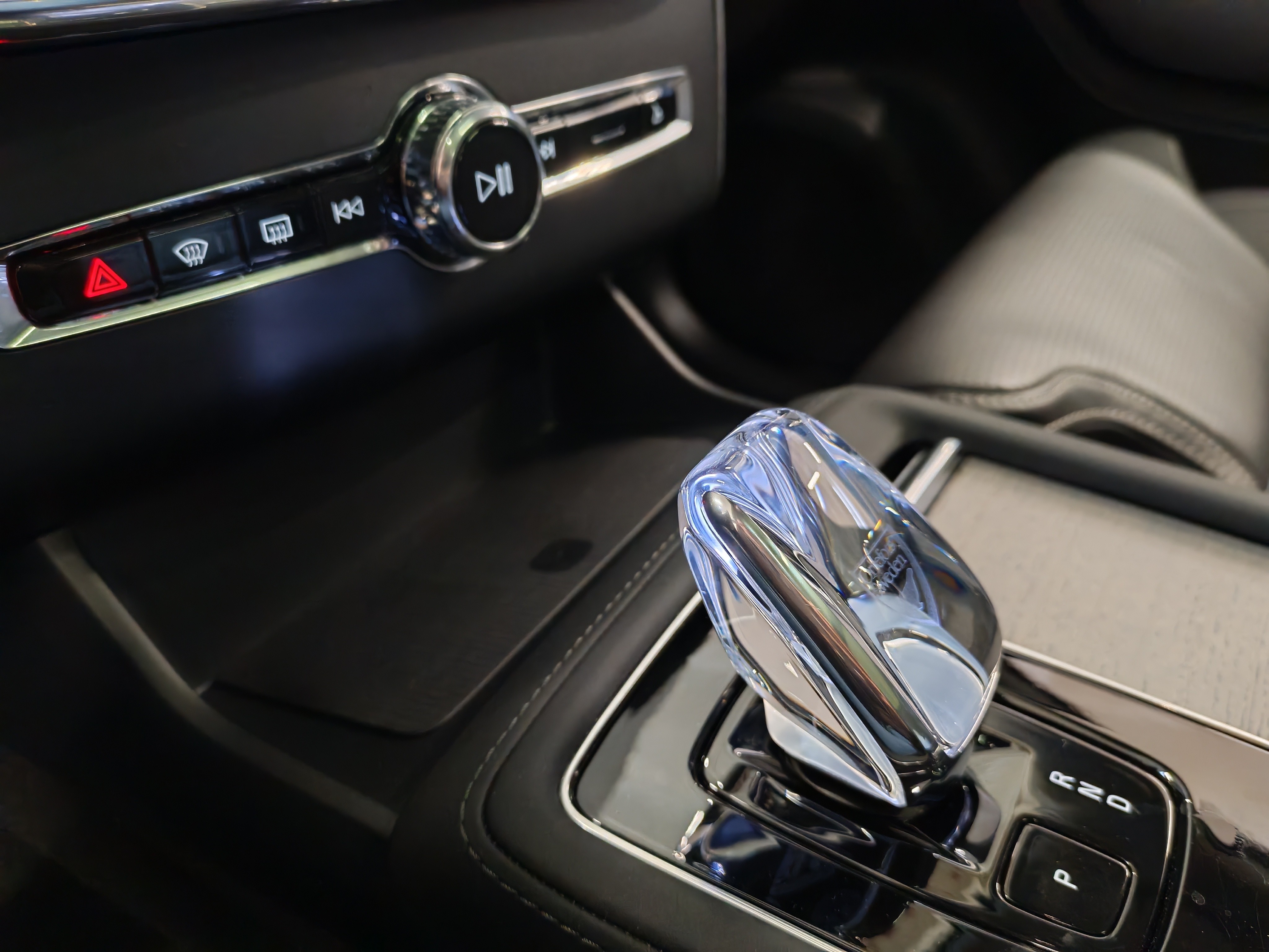 VOLVO XC90 2025
