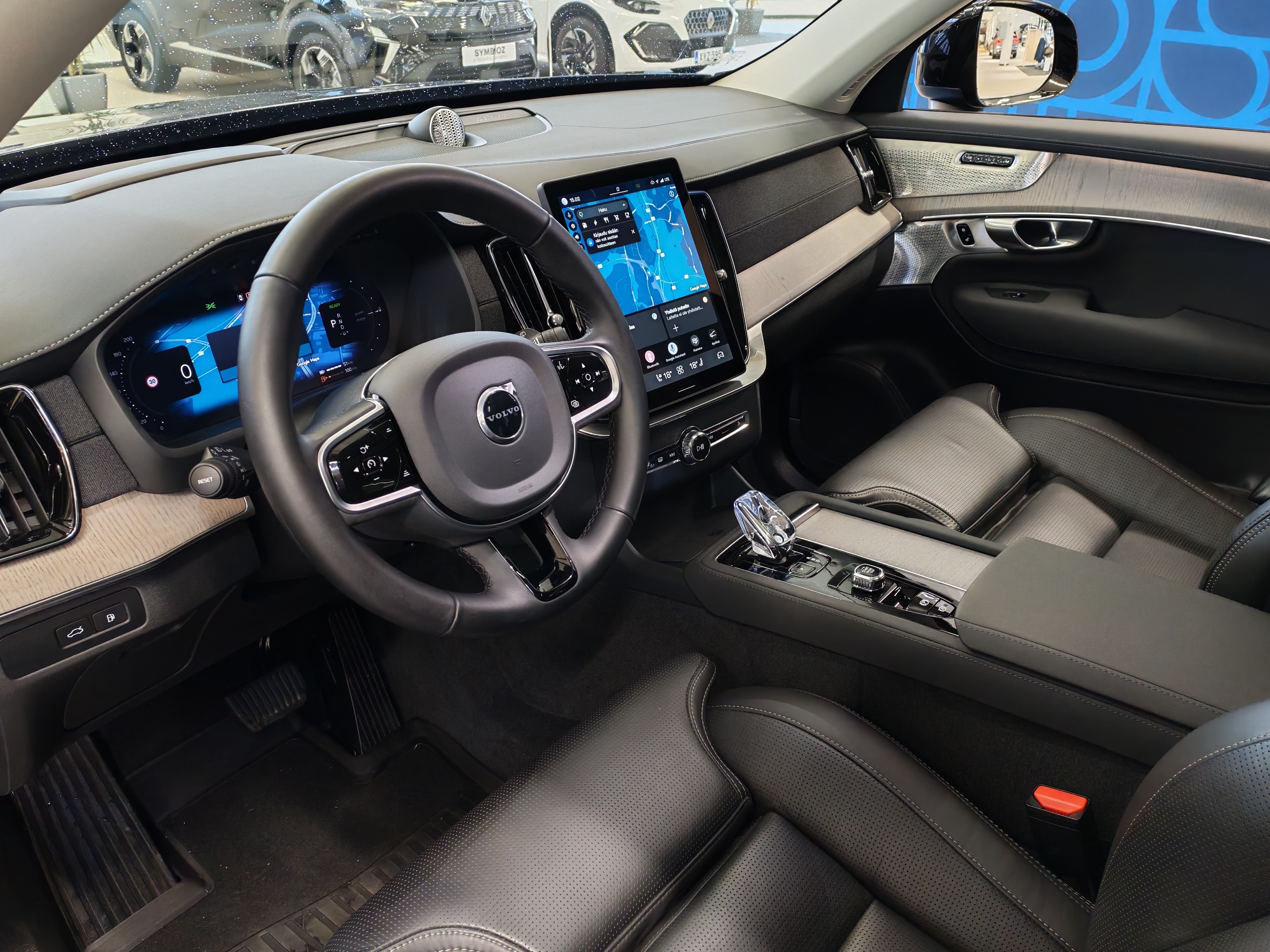 VOLVO XC90 2025