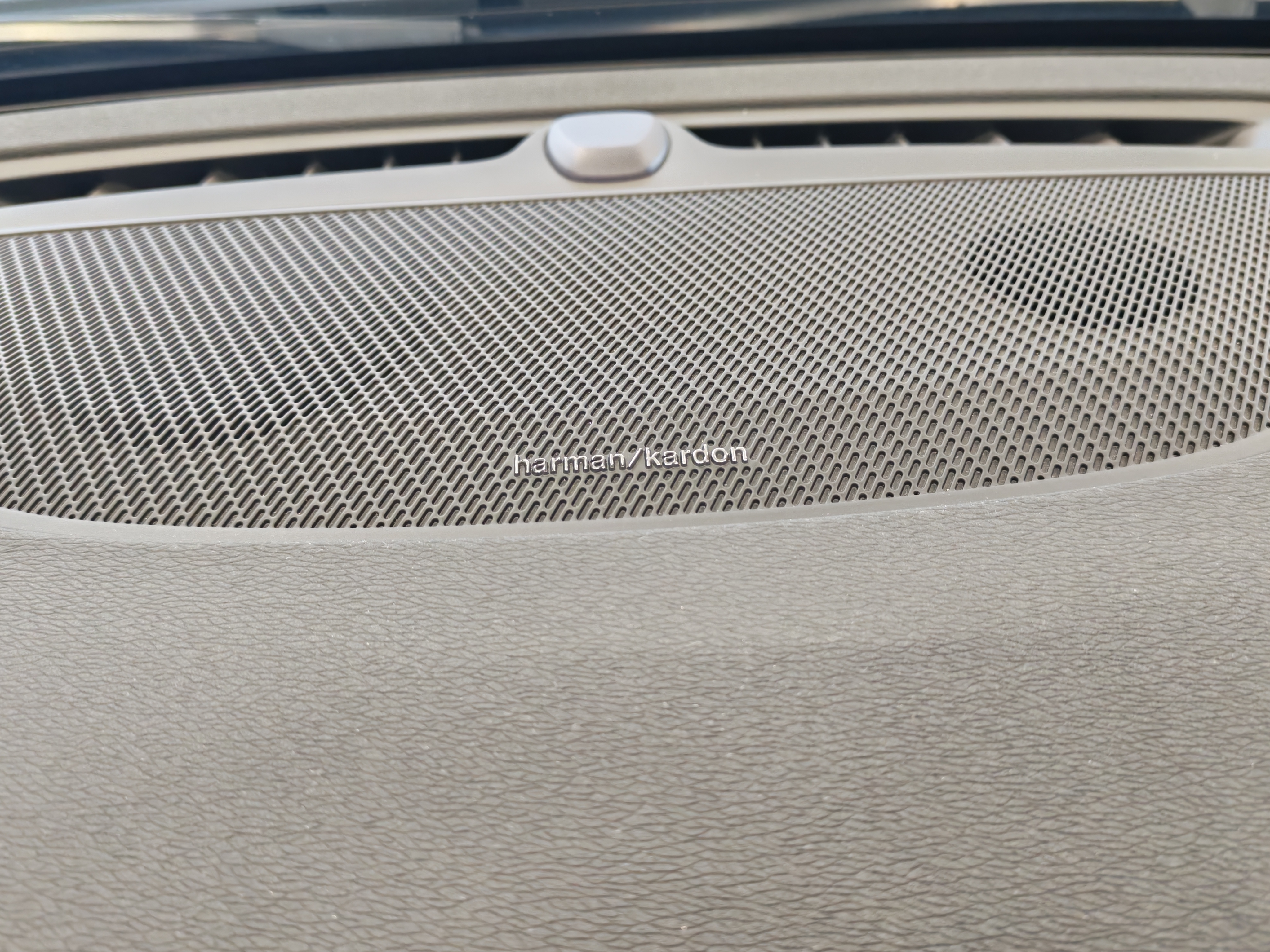 VOLVO V90 2024