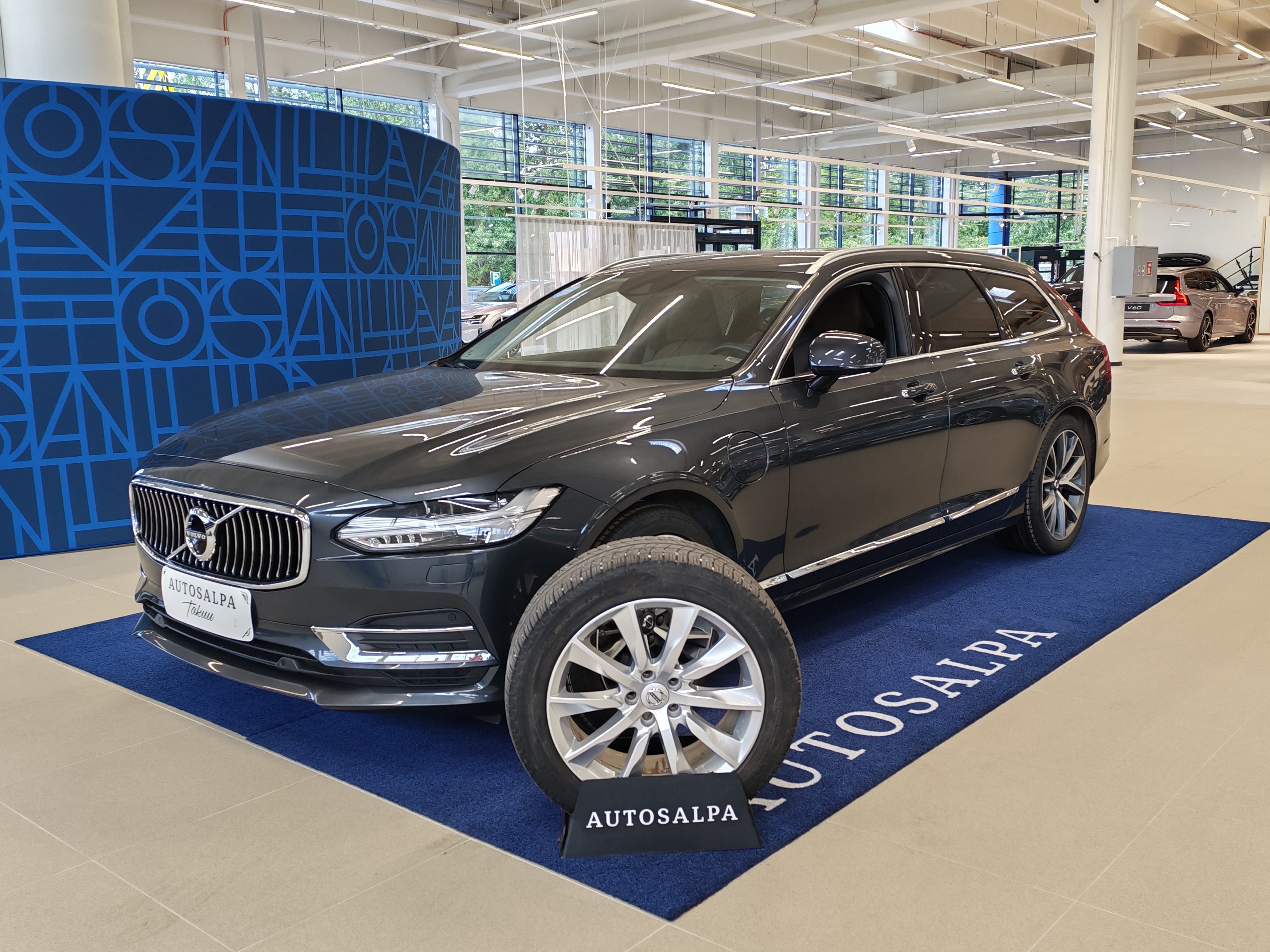 VOLVO V90 2019