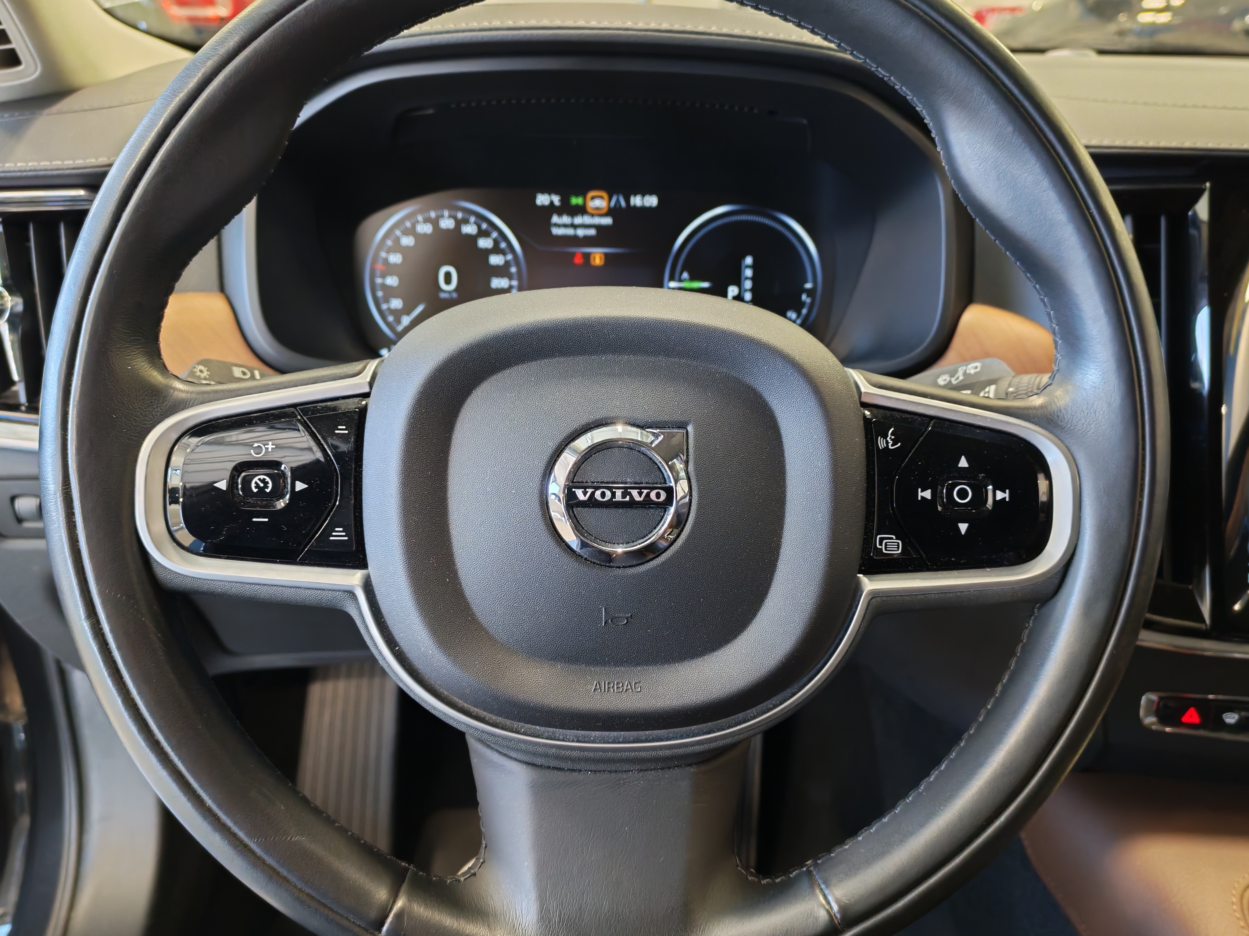 VOLVO V90 2019