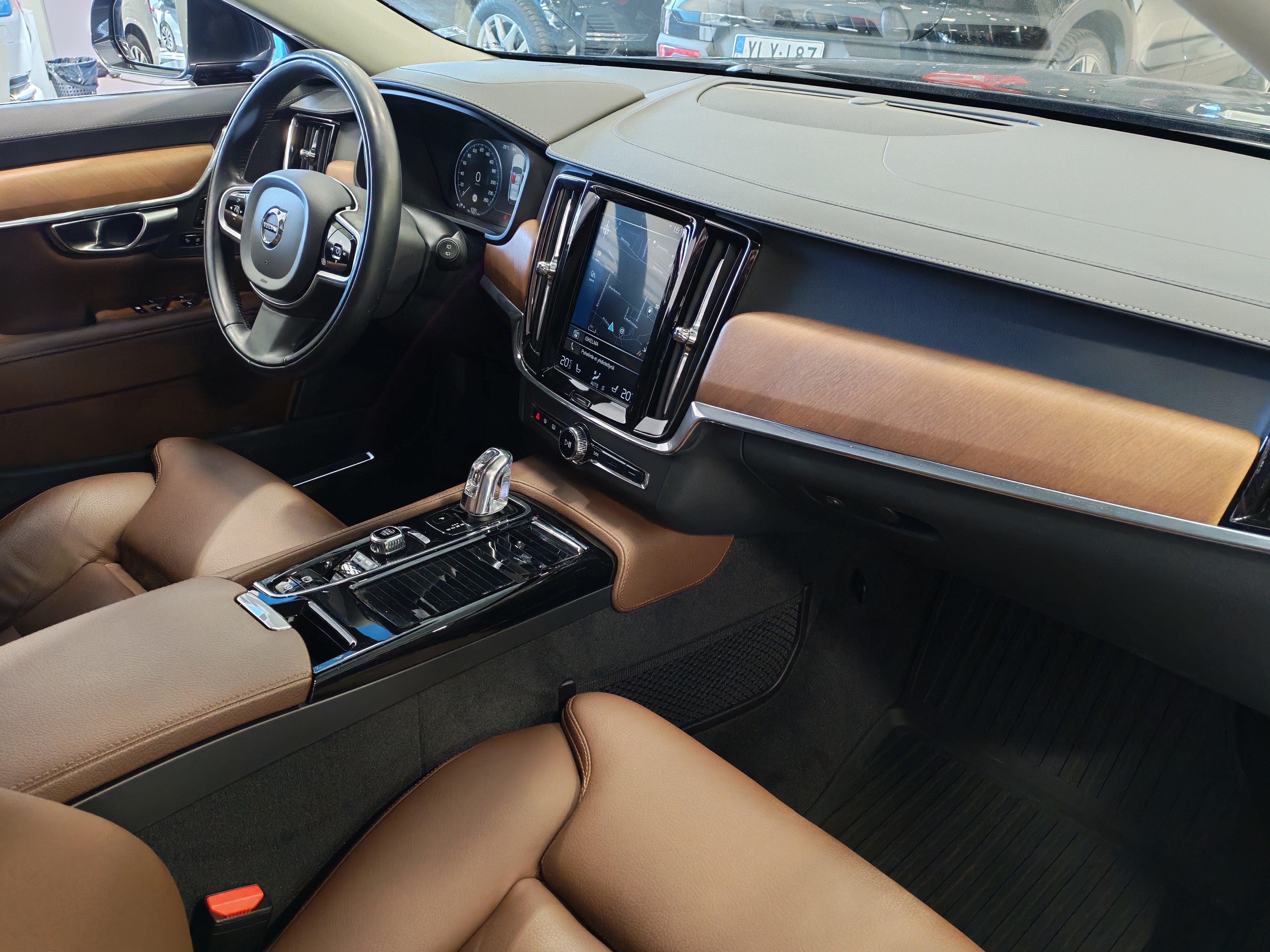 VOLVO V90 2019