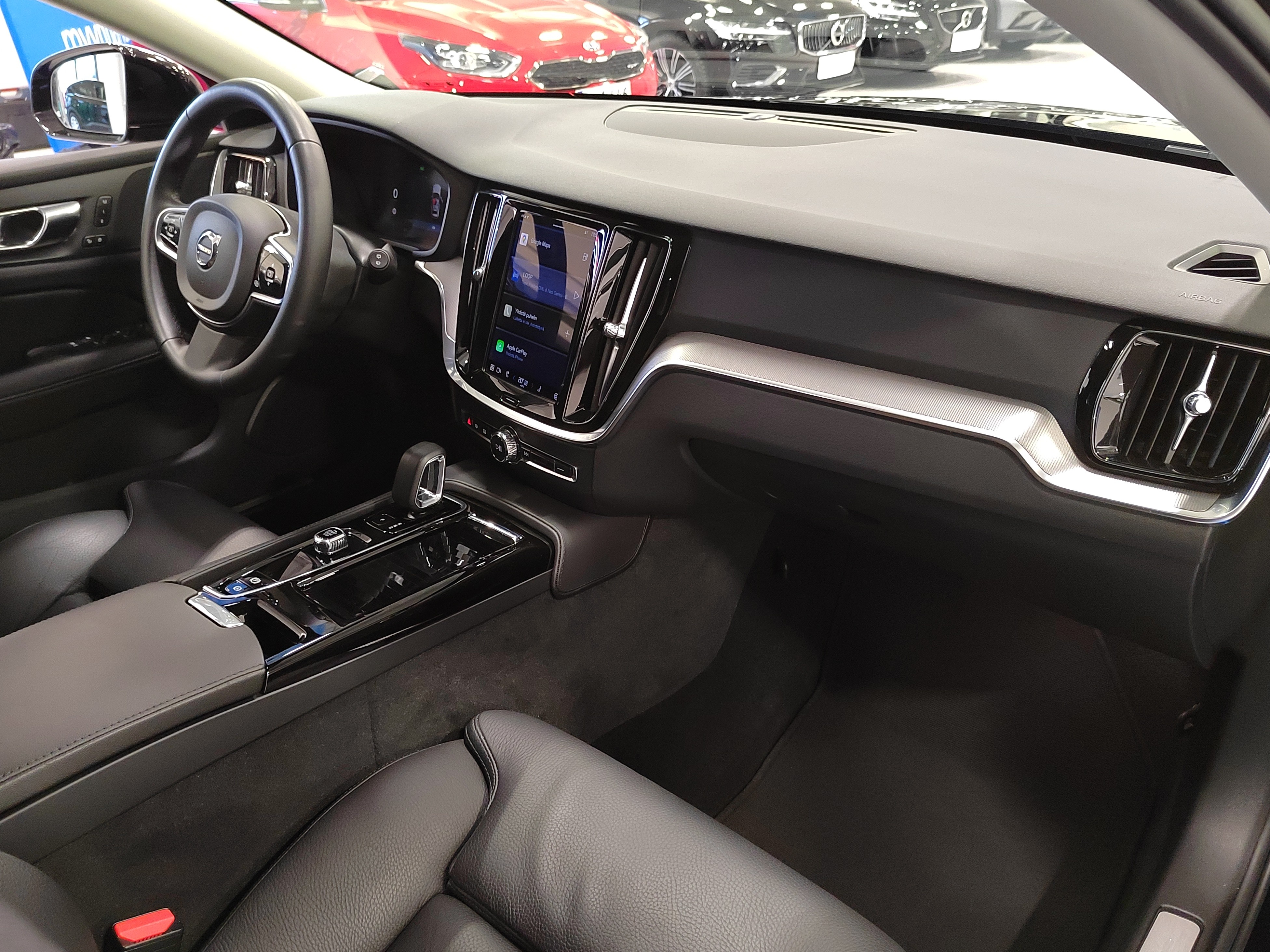 VOLVO V60 2023