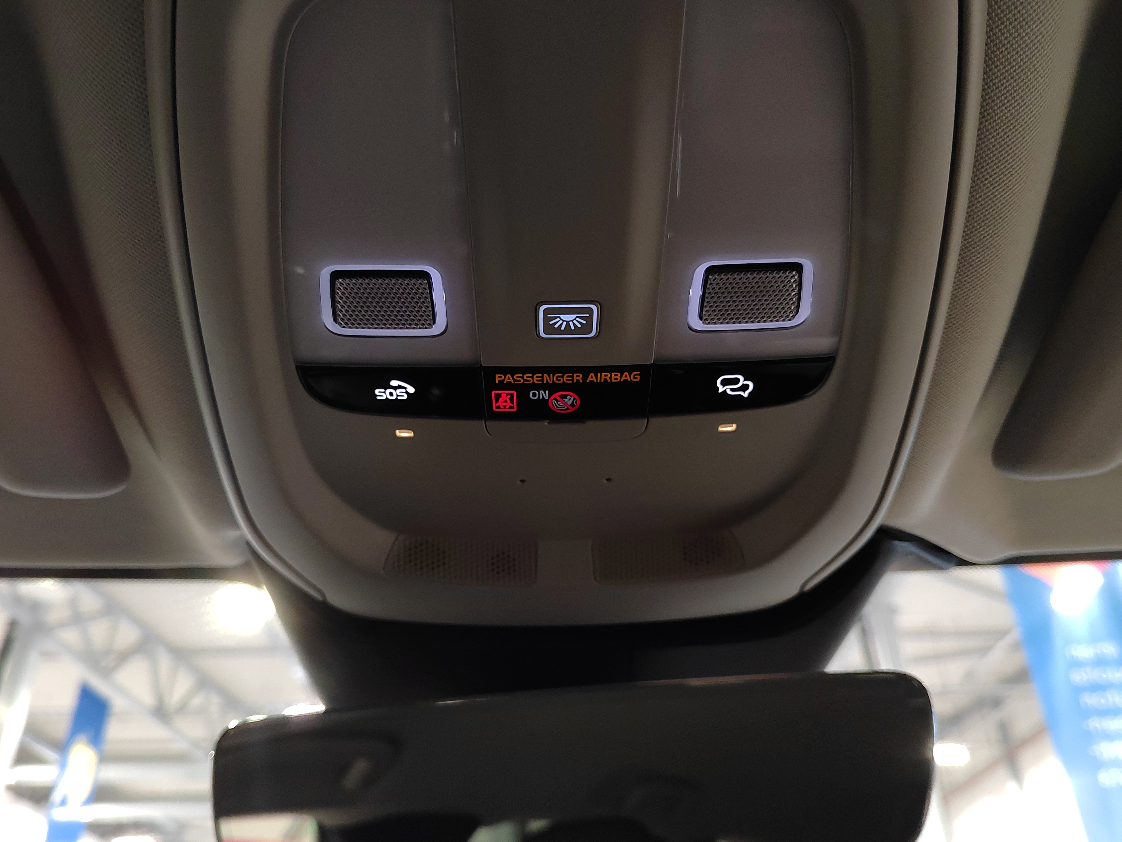 VOLVO V60 2023