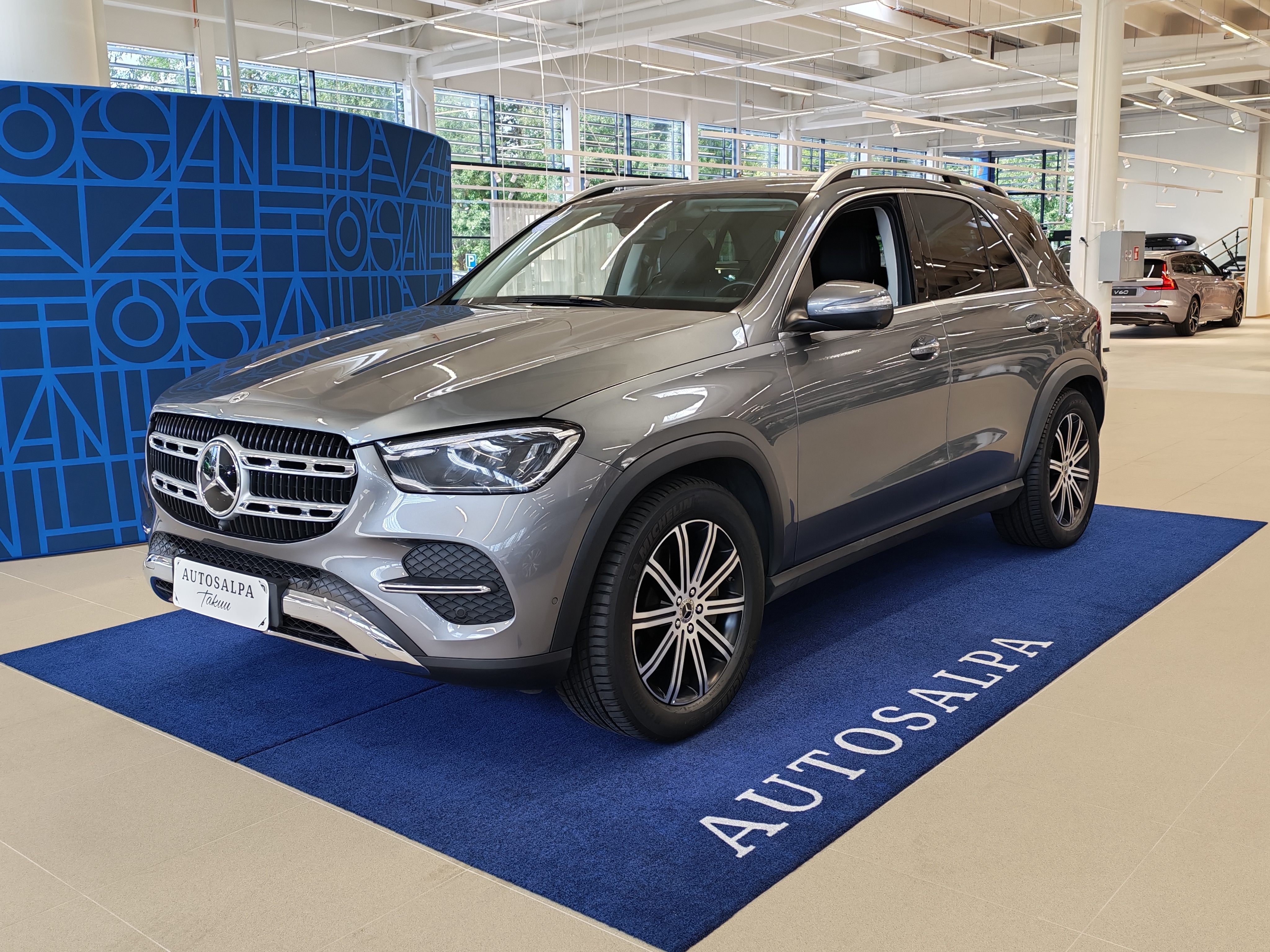 MERCEDES-BENZ GLE 2024