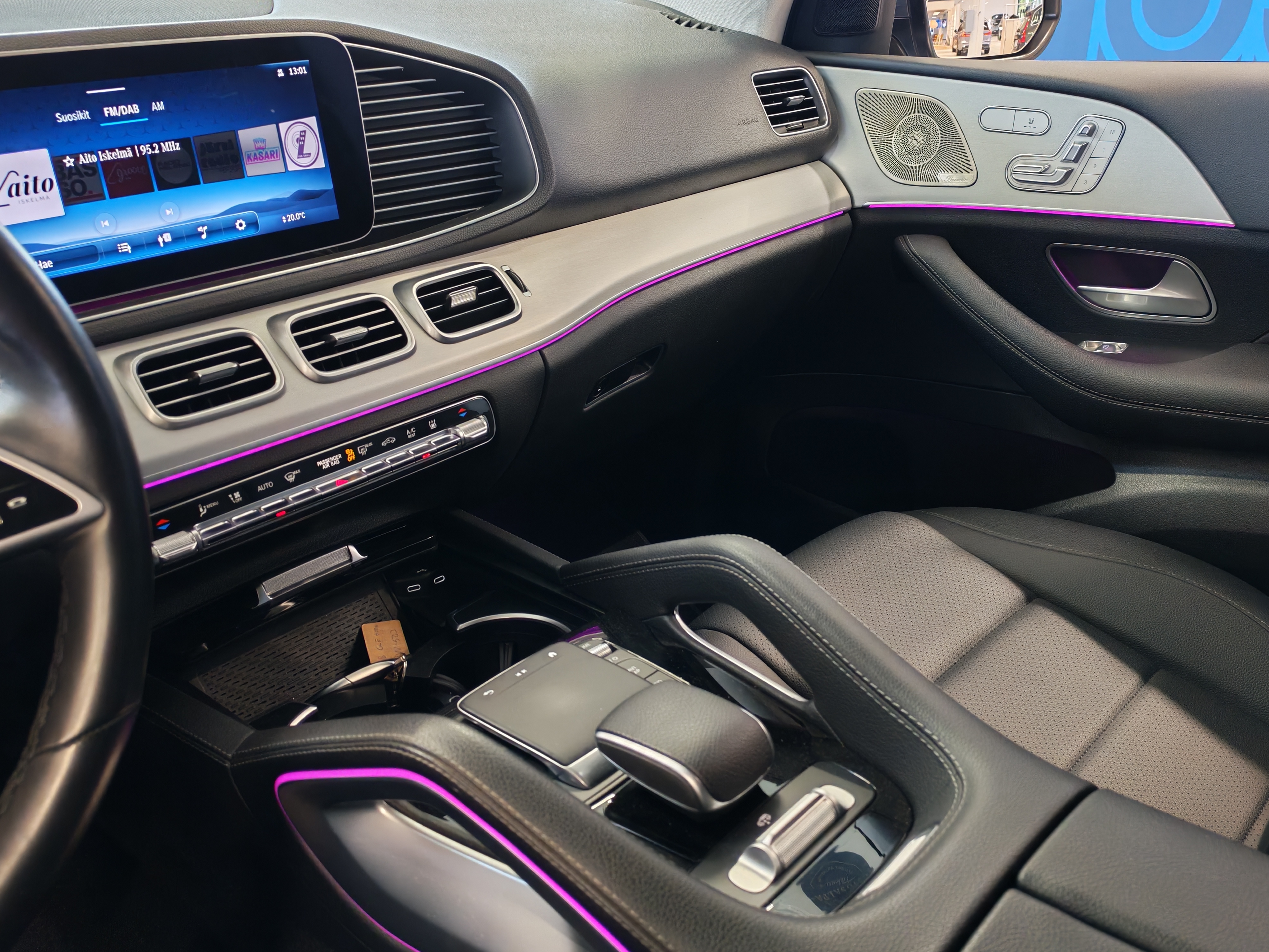 MERCEDES-BENZ GLE 2024
