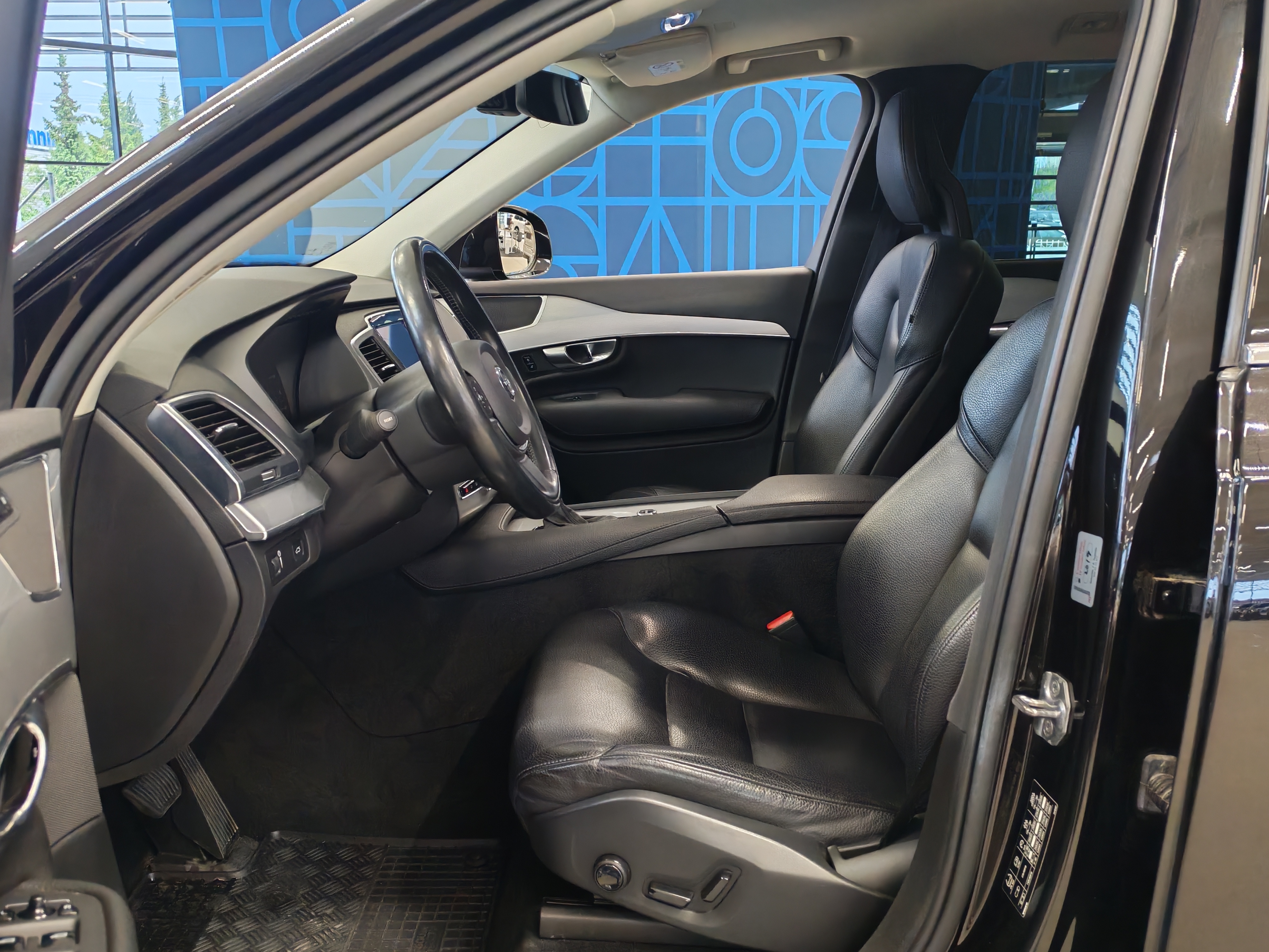 VOLVO XC90 2017