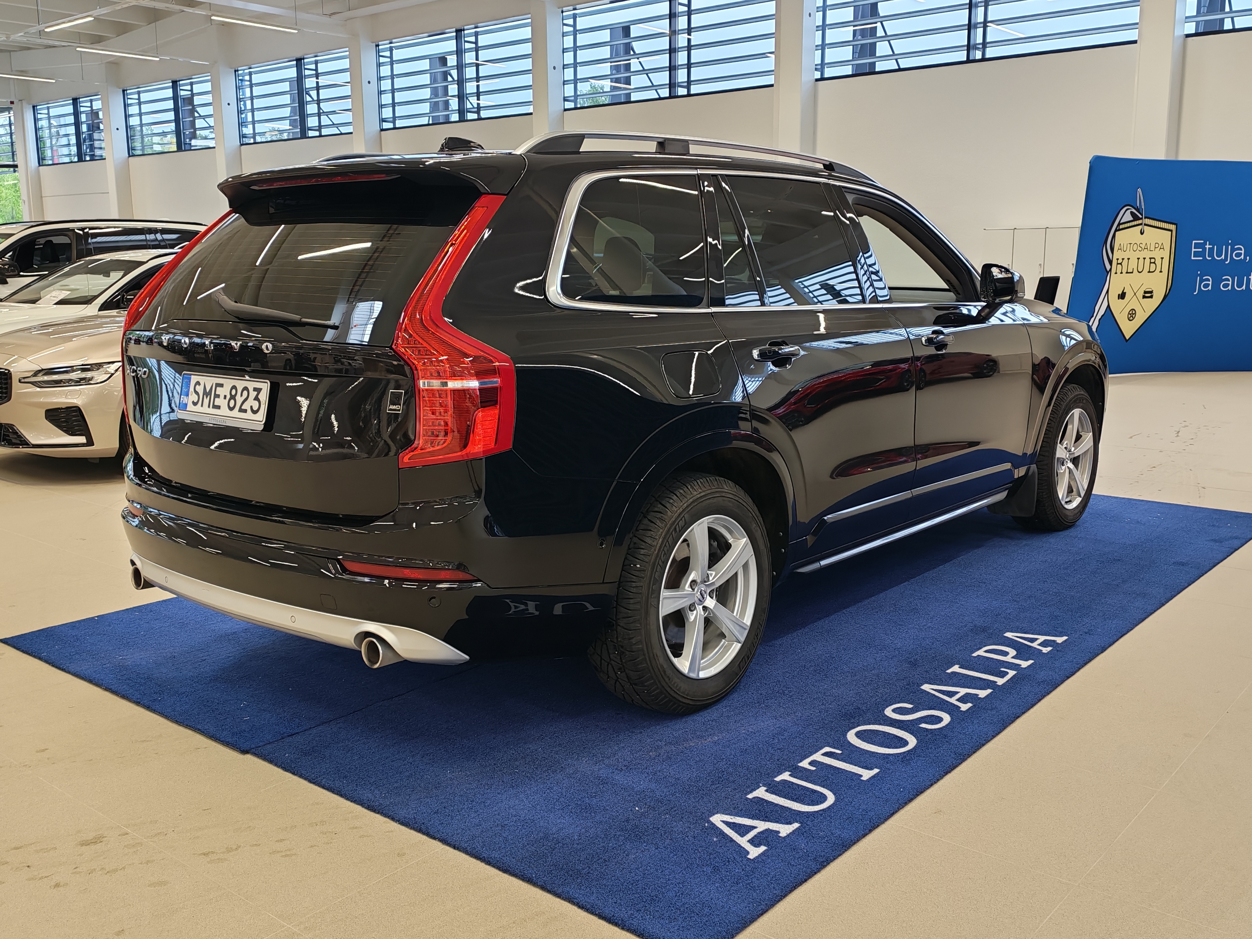 VOLVO XC90 2017