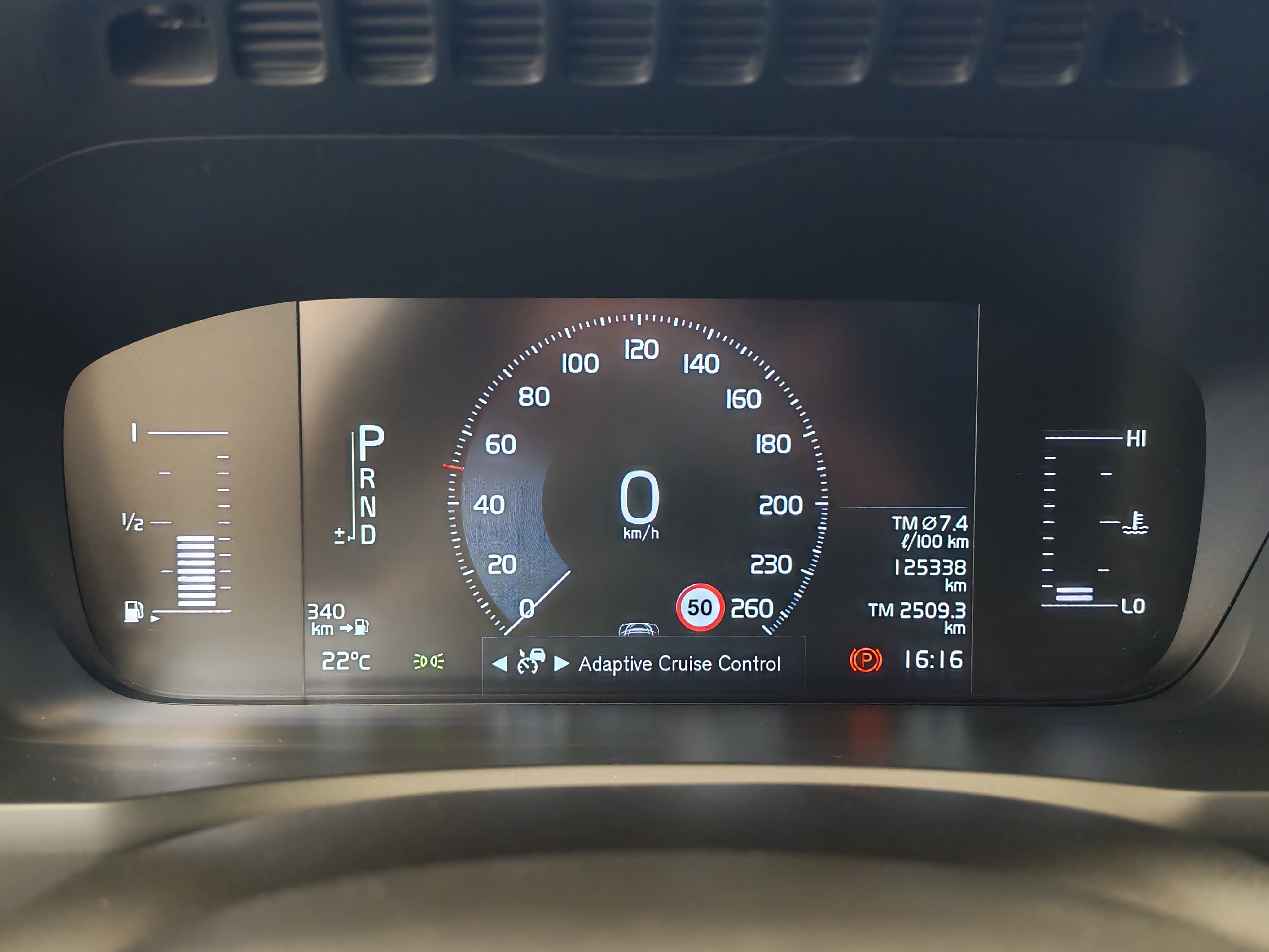 VOLVO XC90 2017