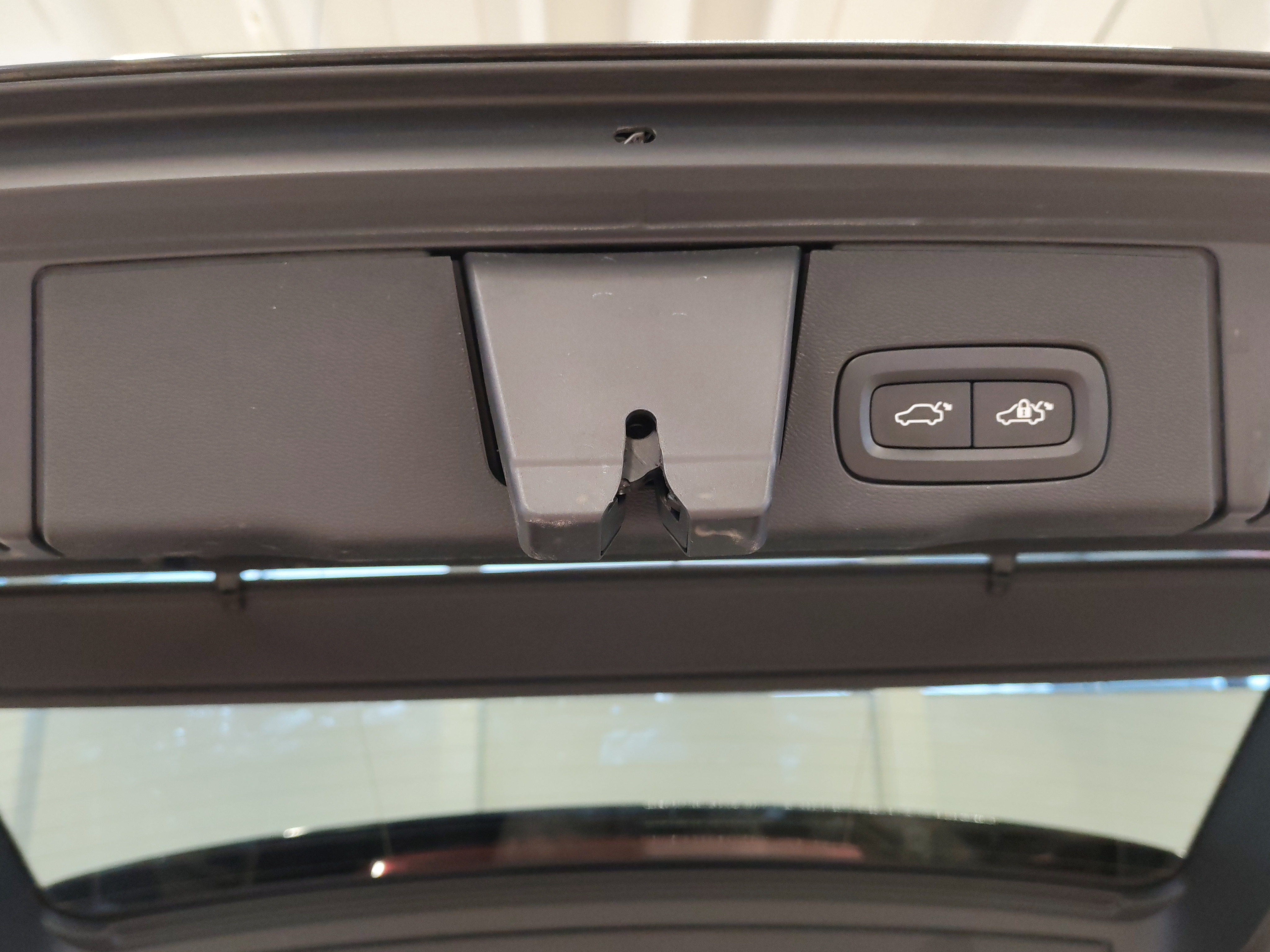 VOLVO XC60 2018
