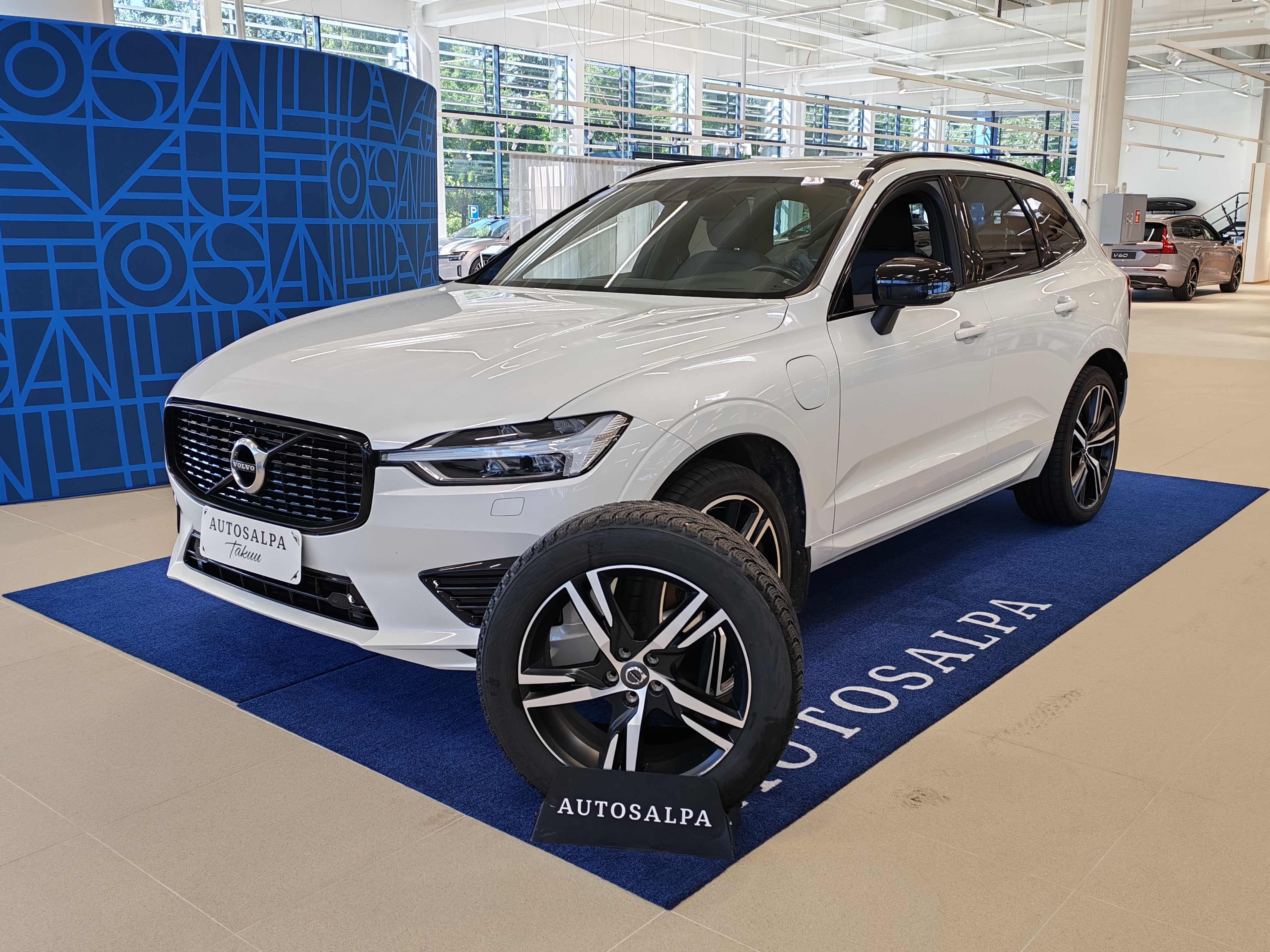 VOLVO XC60 2020