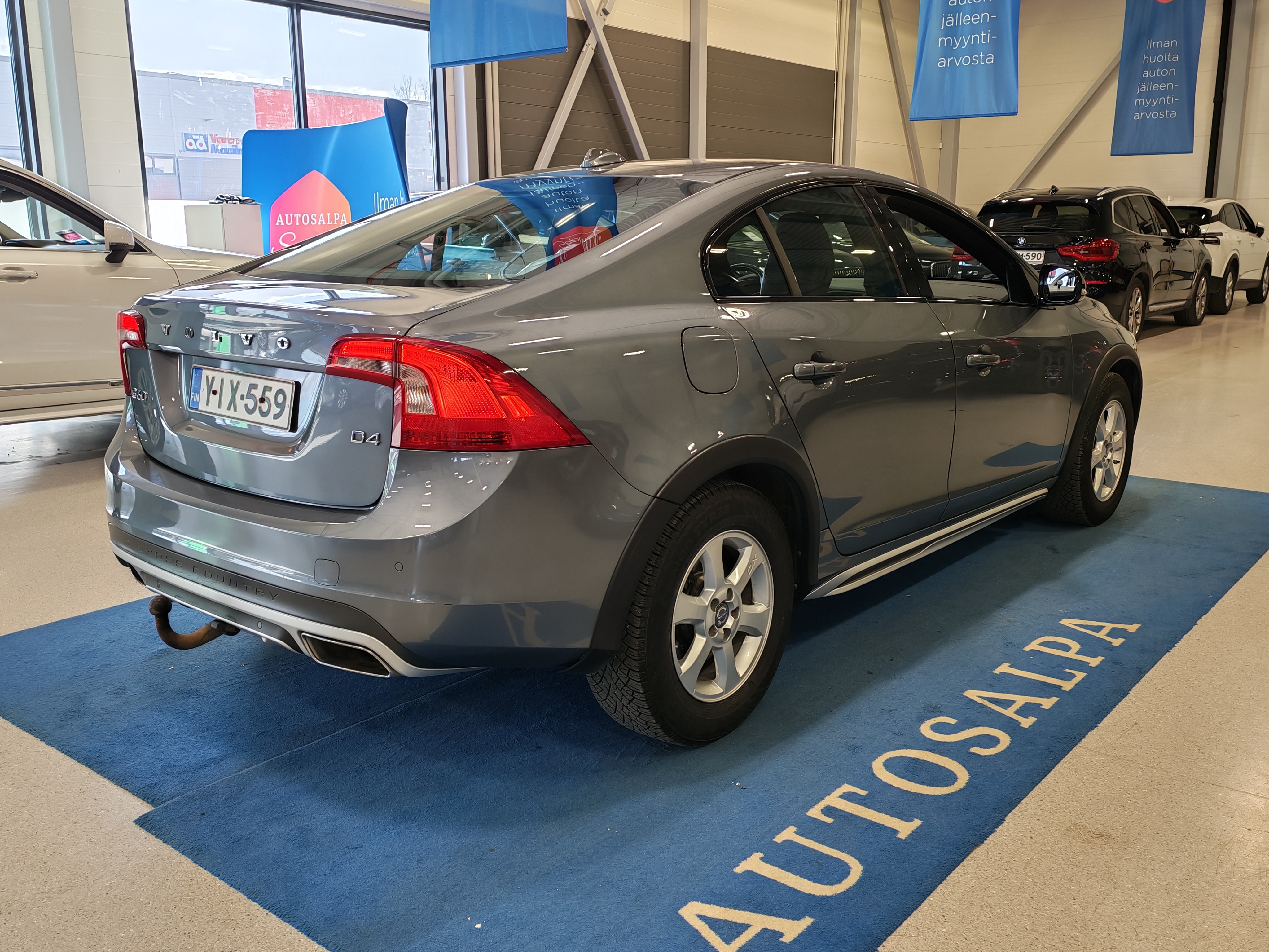 VOLVO S60 2016