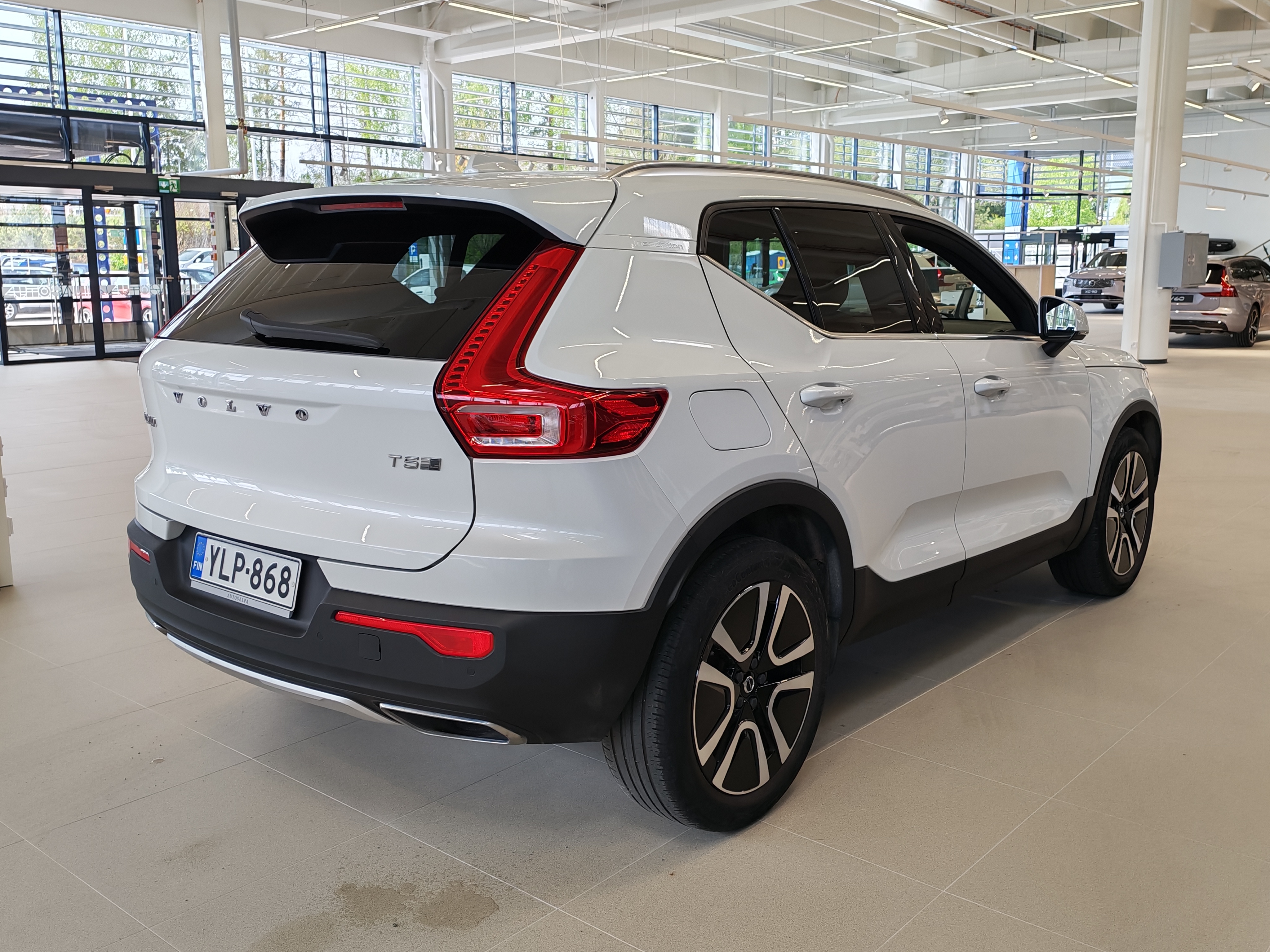 VOLVO XC40 2020