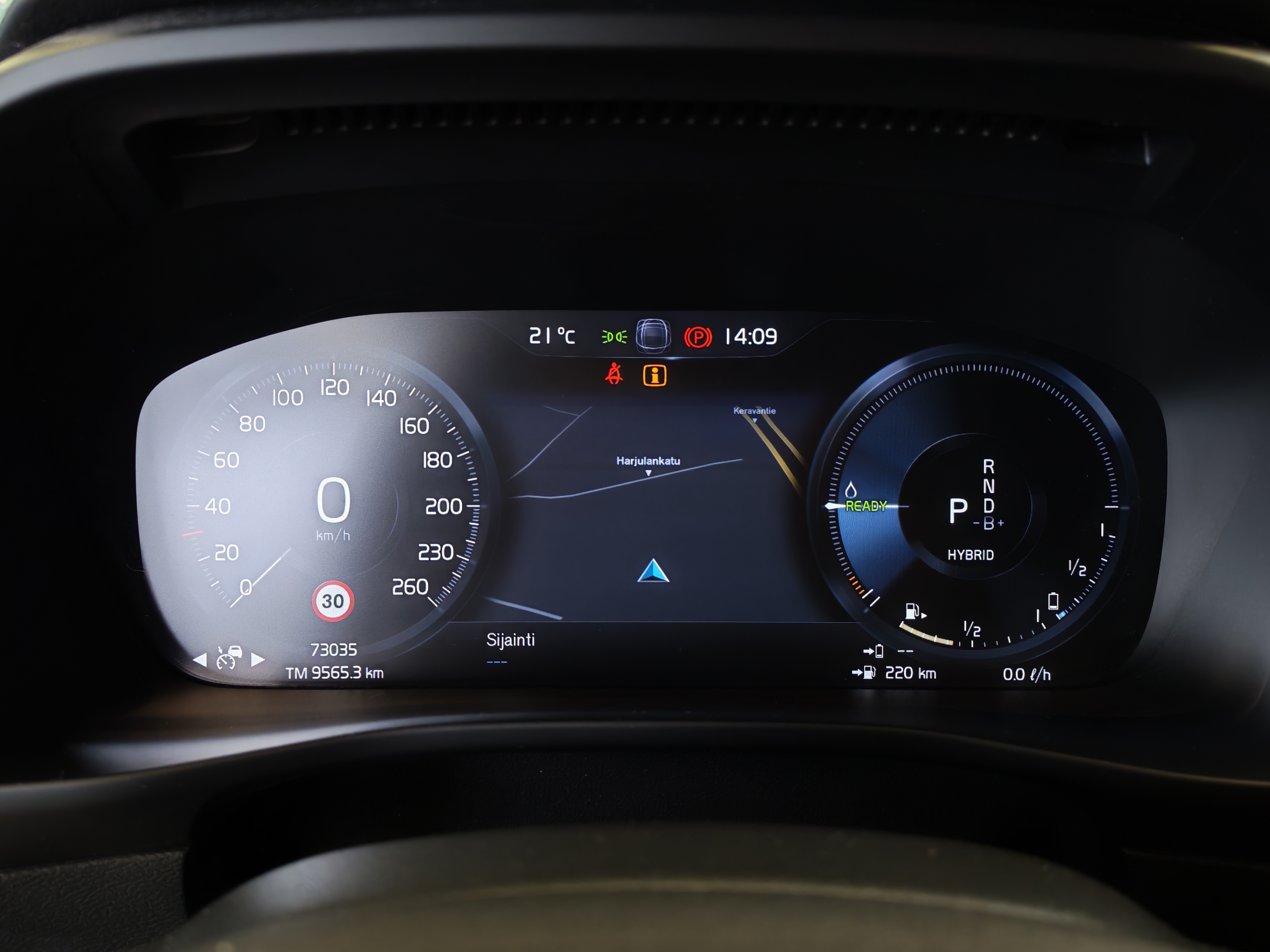 VOLVO XC40 2020