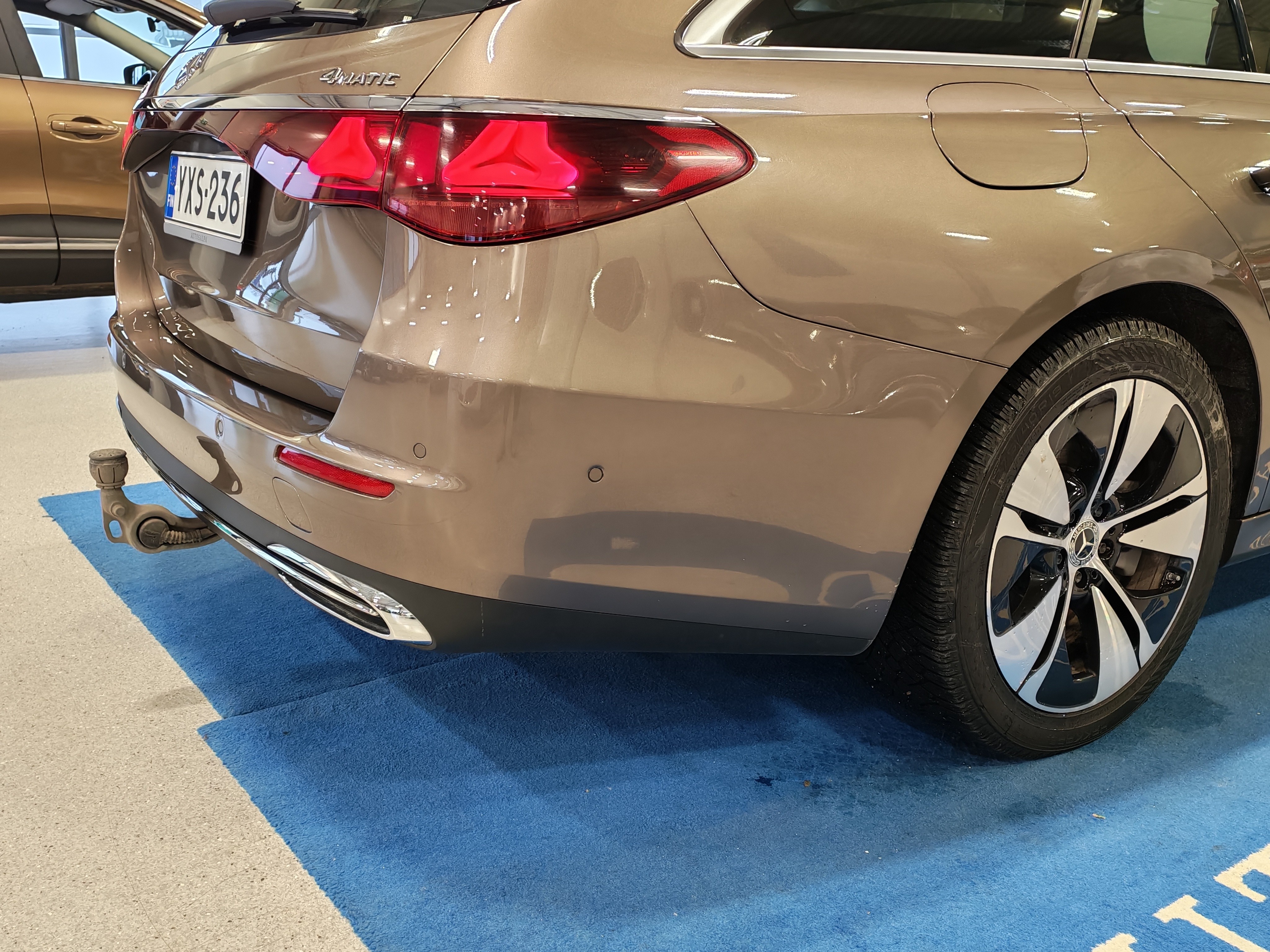 MERCEDES-BENZ E 2024