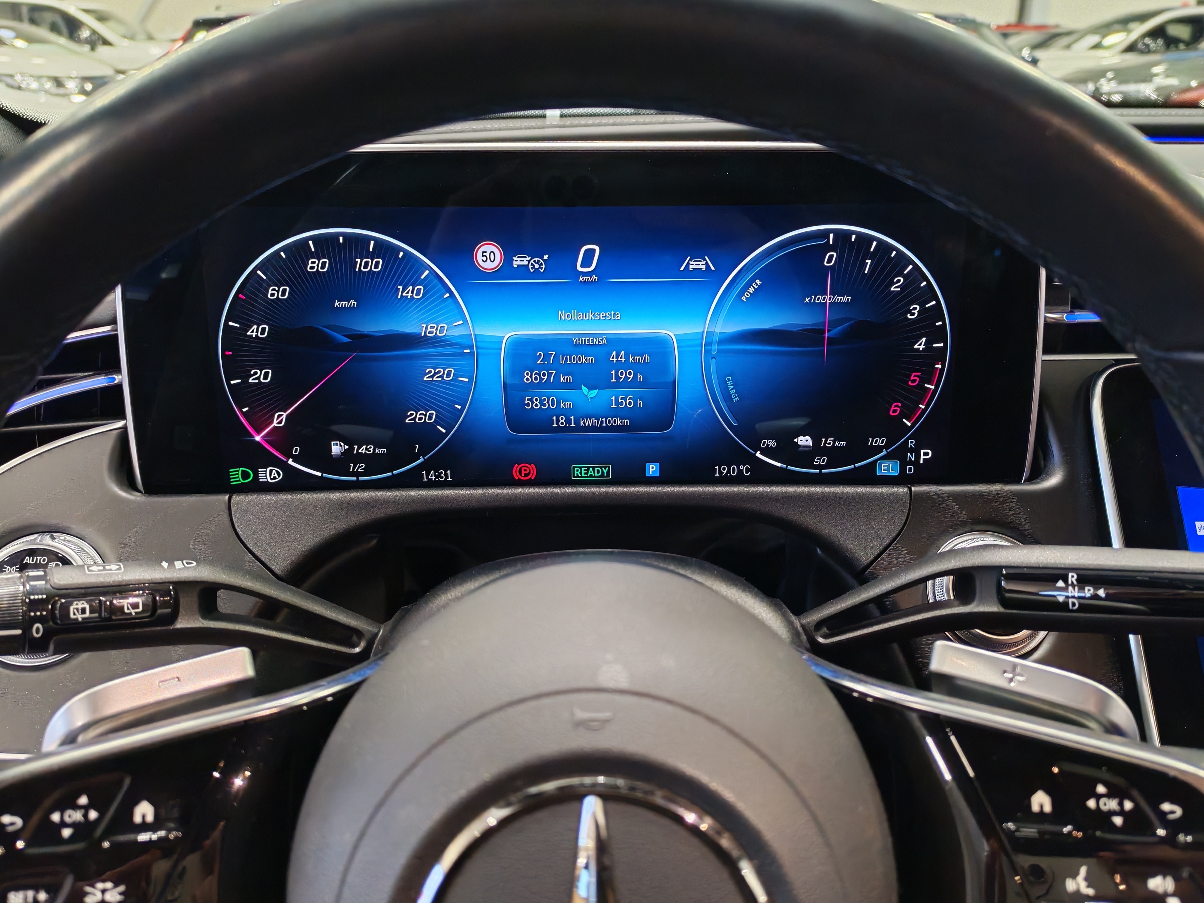 MERCEDES-BENZ E 2024