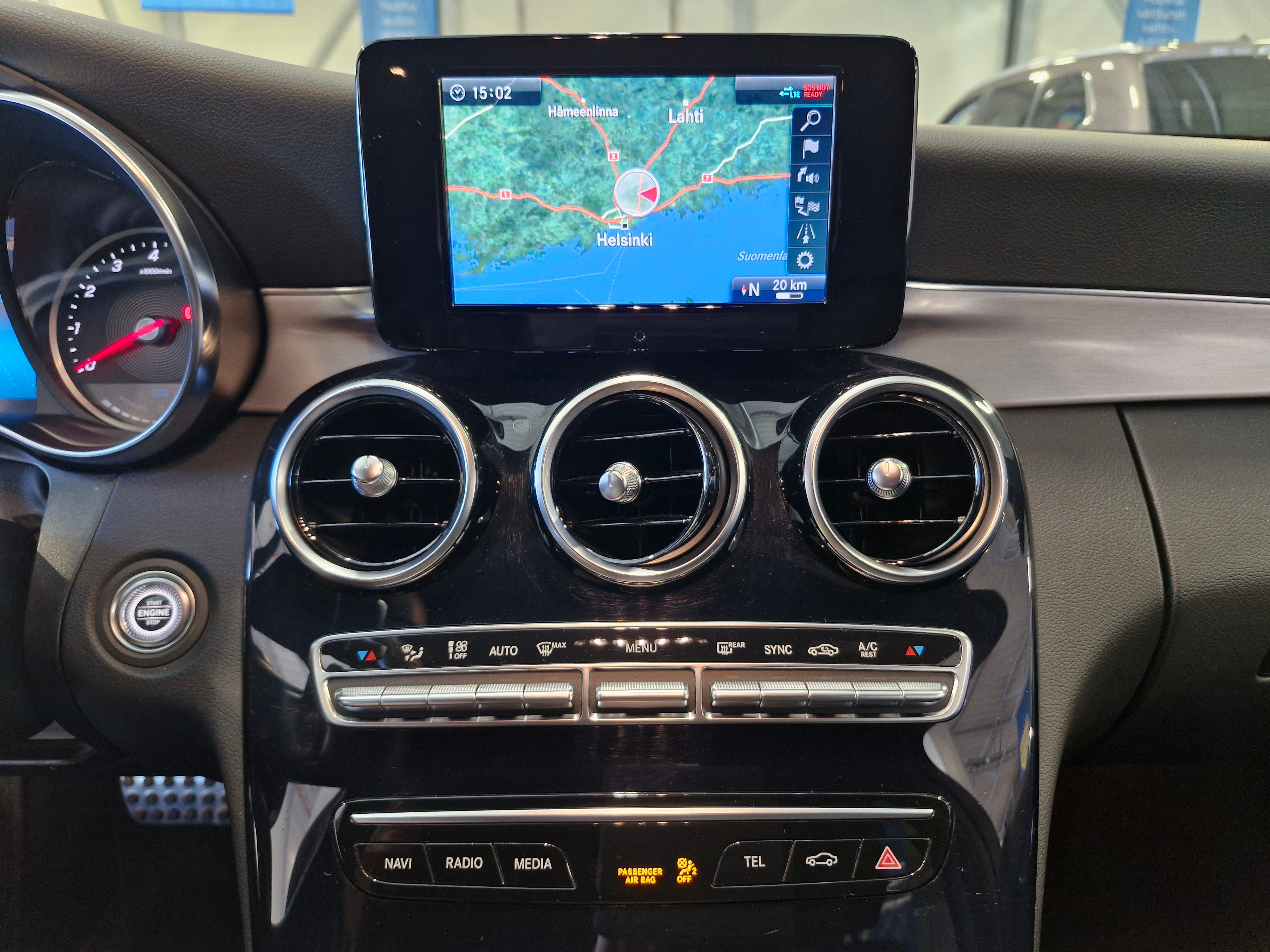 MERCEDES-BENZ C 2019