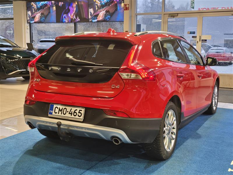 VOLVO V40 Cross Country 2016