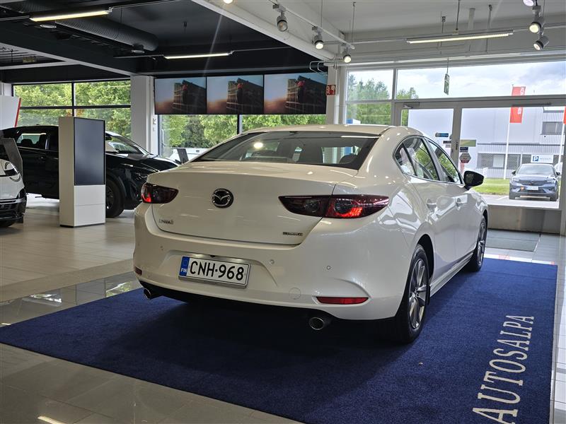 MAZDA 3 2019