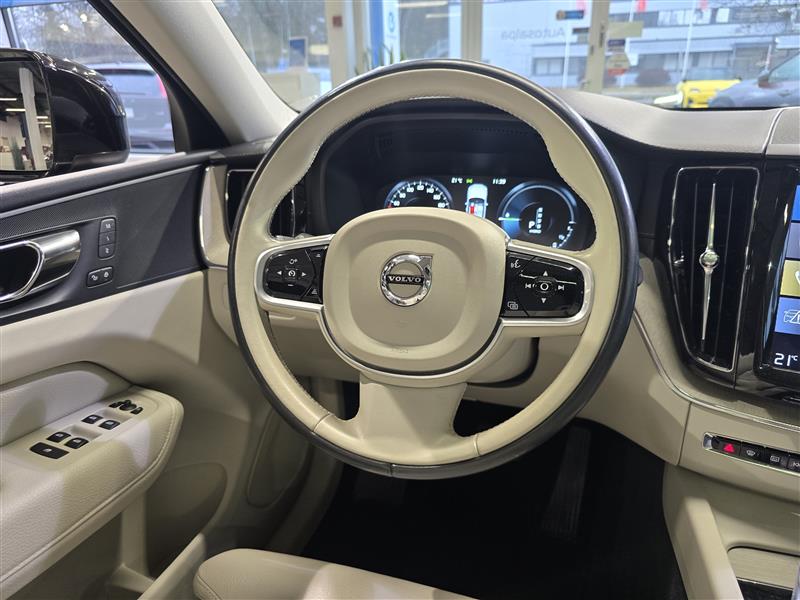 VOLVO XC60 2019