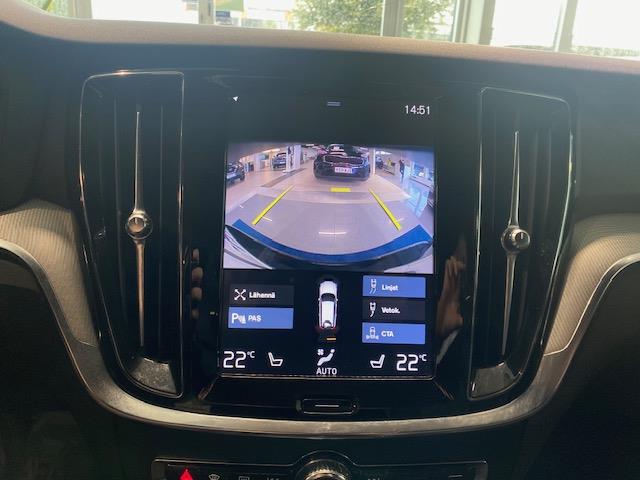 VOLVO V60 2020