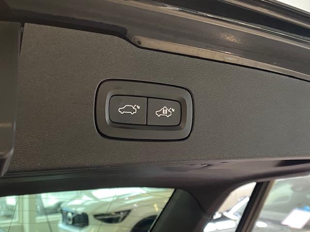 VOLVO V60 2020