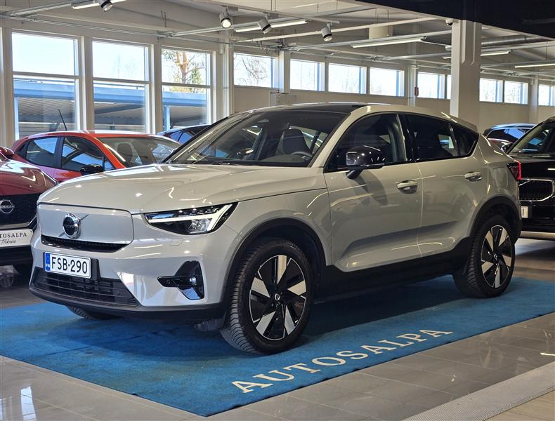 VOLVO C40 2024