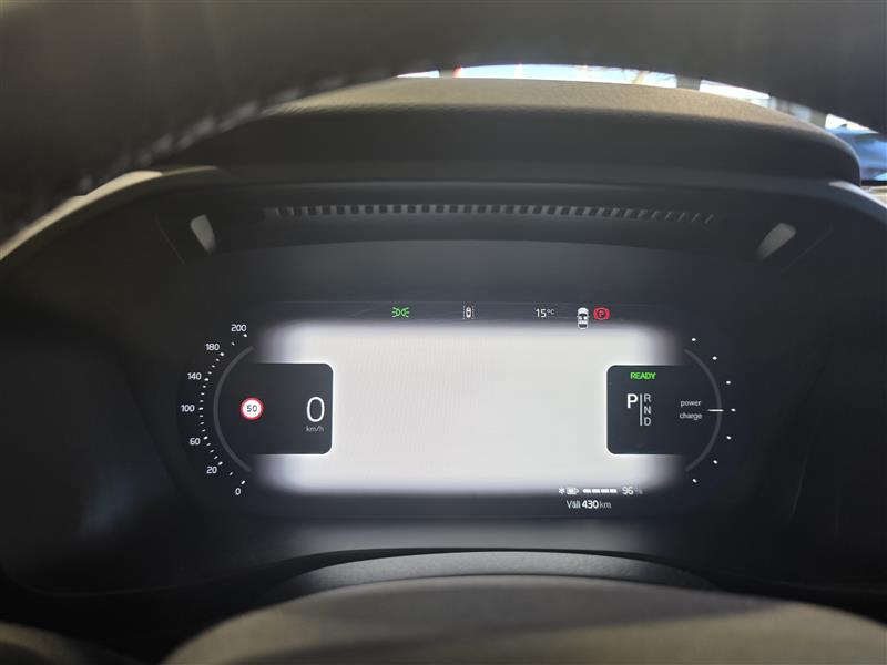 VOLVO C40 2024