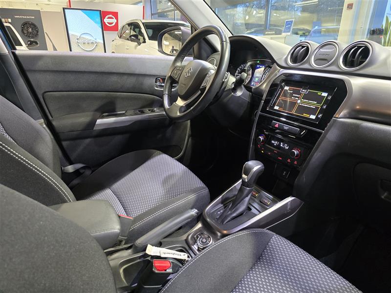 SUZUKI Vitara 2022