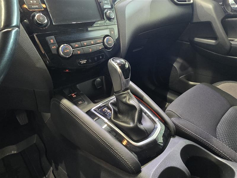 NISSAN Qashqai 2020