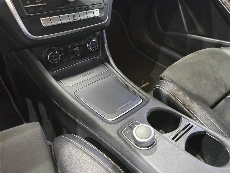 MERCEDES-BENZ GLA 2017