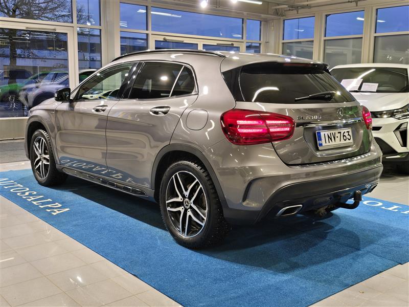 MERCEDES-BENZ GLA 2017