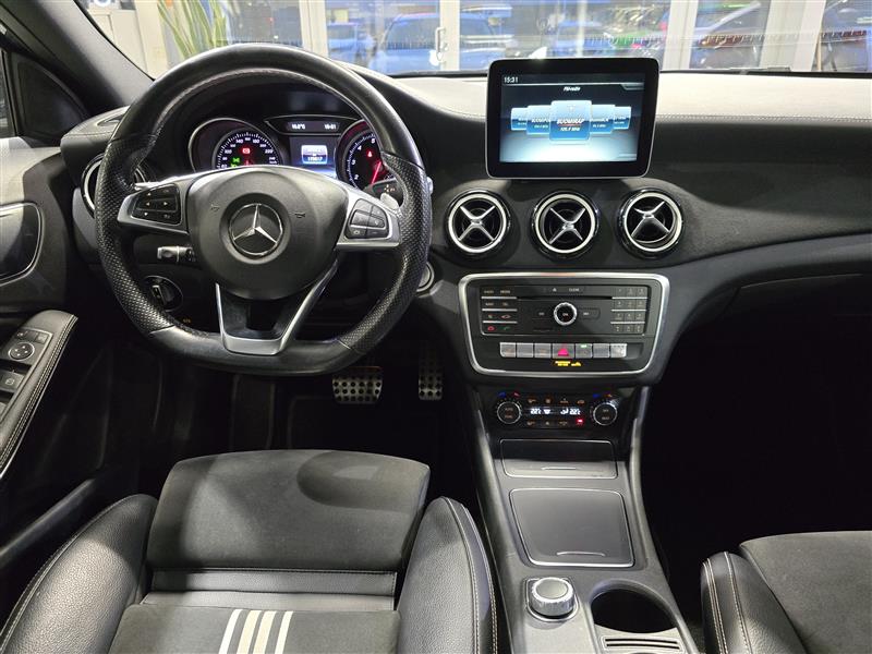 MERCEDES-BENZ GLA 2017