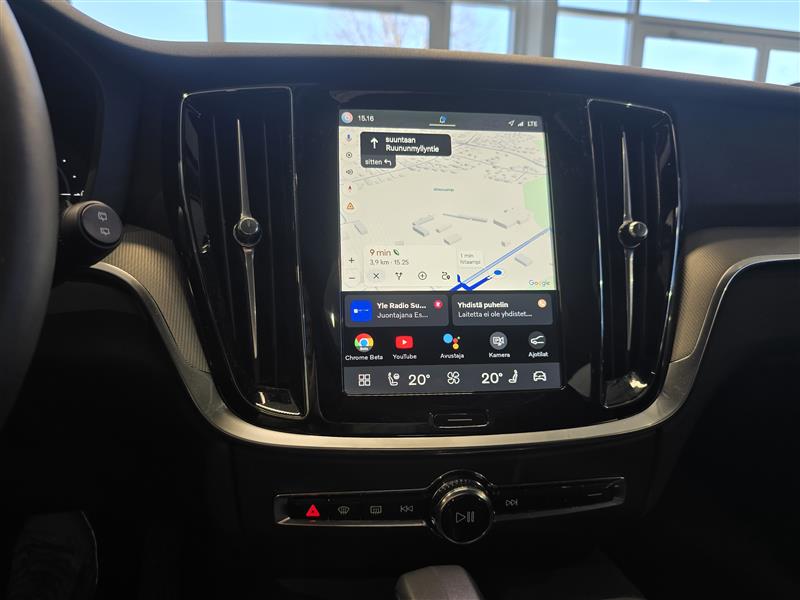 VOLVO V60 2025