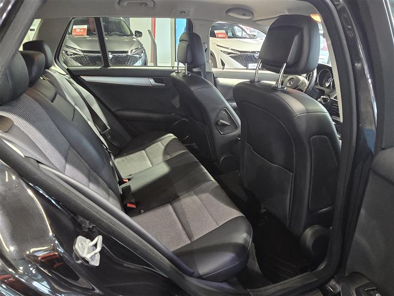 MERCEDES-BENZ C 2011