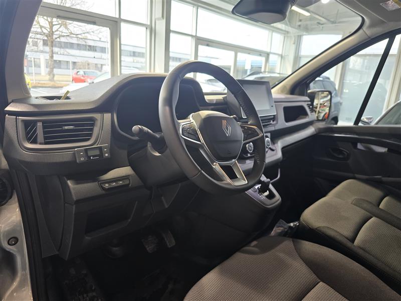 RENAULT Trafic 2025