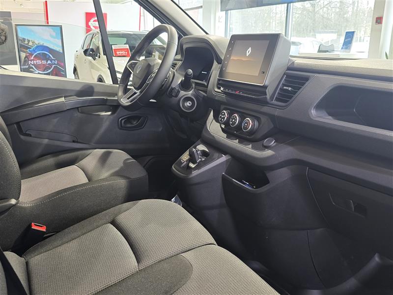 RENAULT Trafic 2025
