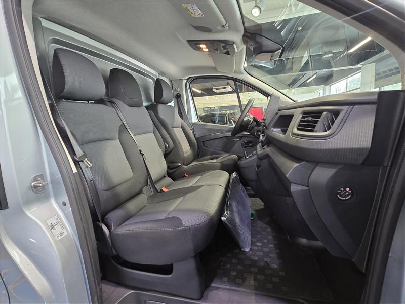 RENAULT Trafic 2025