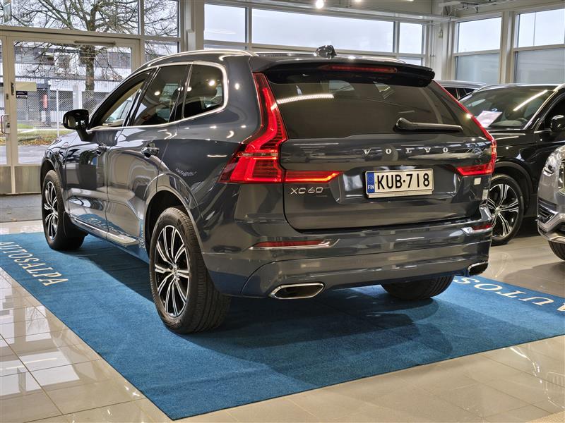 VOLVO XC60 2021