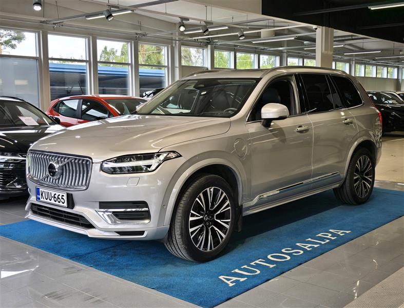 VOLVO XC90 2023