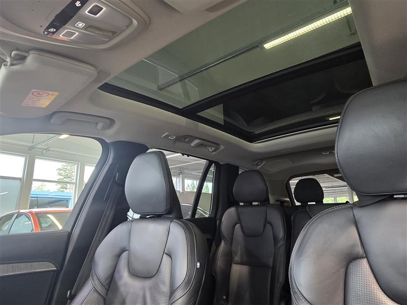 VOLVO XC90 2023