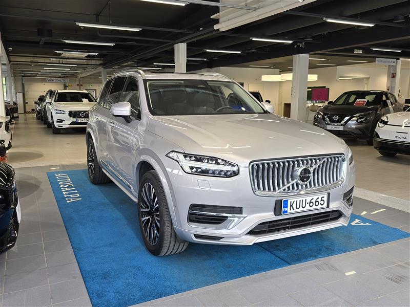 VOLVO XC90 2023