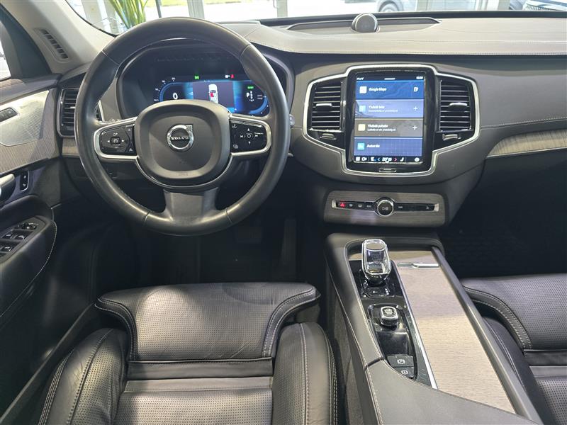 VOLVO XC90 2023