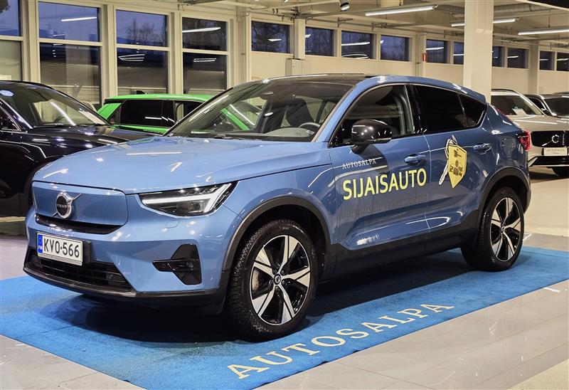 VOLVO C40 2024