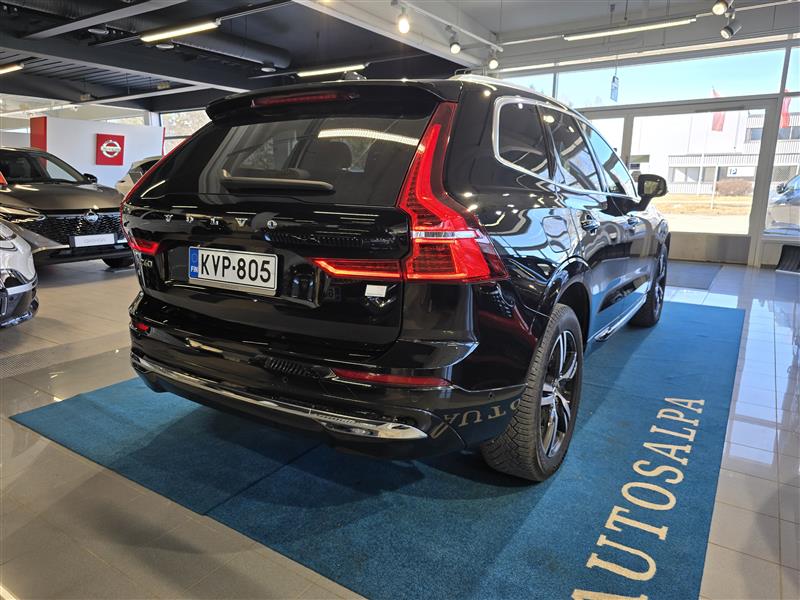 VOLVO XC60 2024