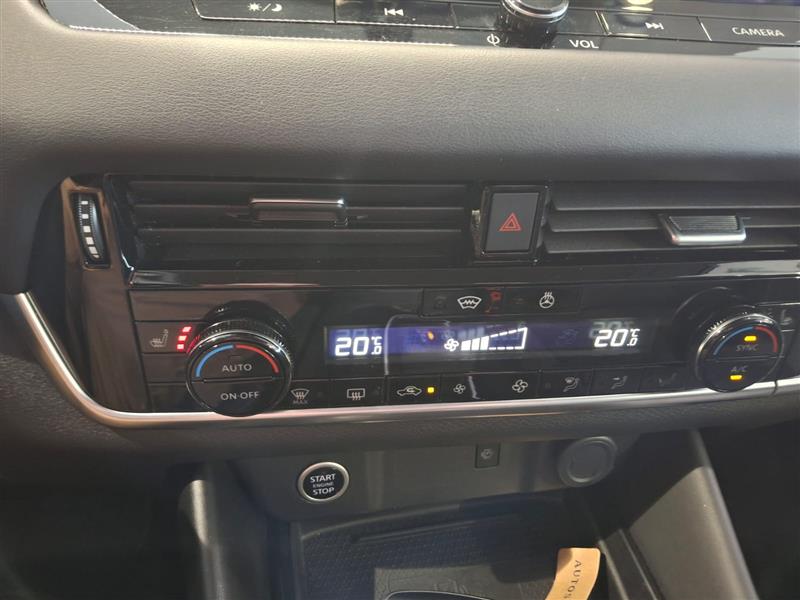 NISSAN Qashqai 2023