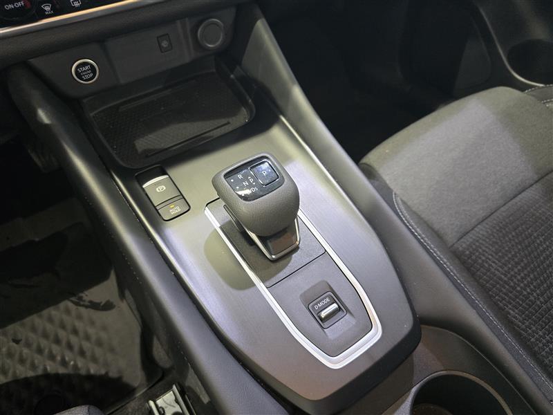 NISSAN Qashqai 2024