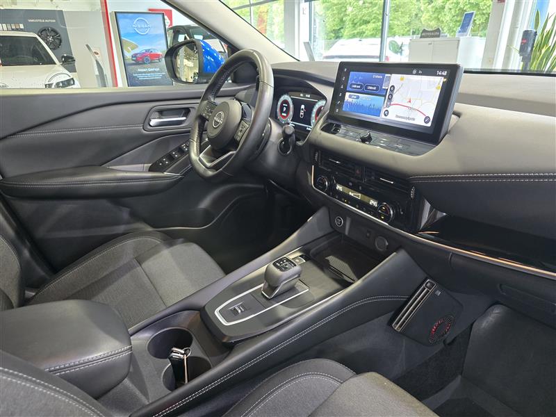 NISSAN Qashqai 2024